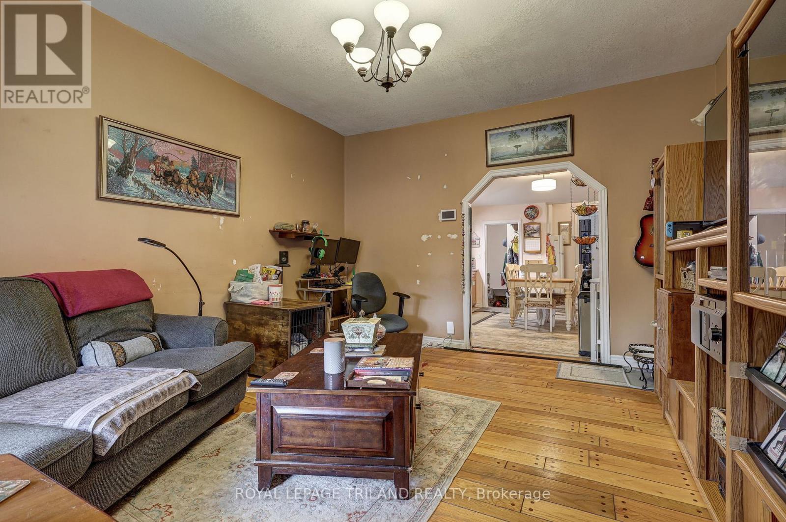 70 Homan Street, London East, Ontario  N5Z 1A8 - Photo 9 - X12928144