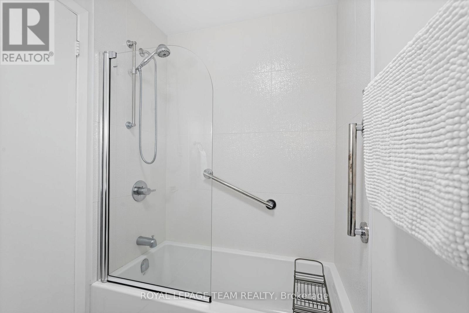 6 Kittansett Court, Ottawa, Ontario  K2S 1B9 - Photo 33 - X12928070