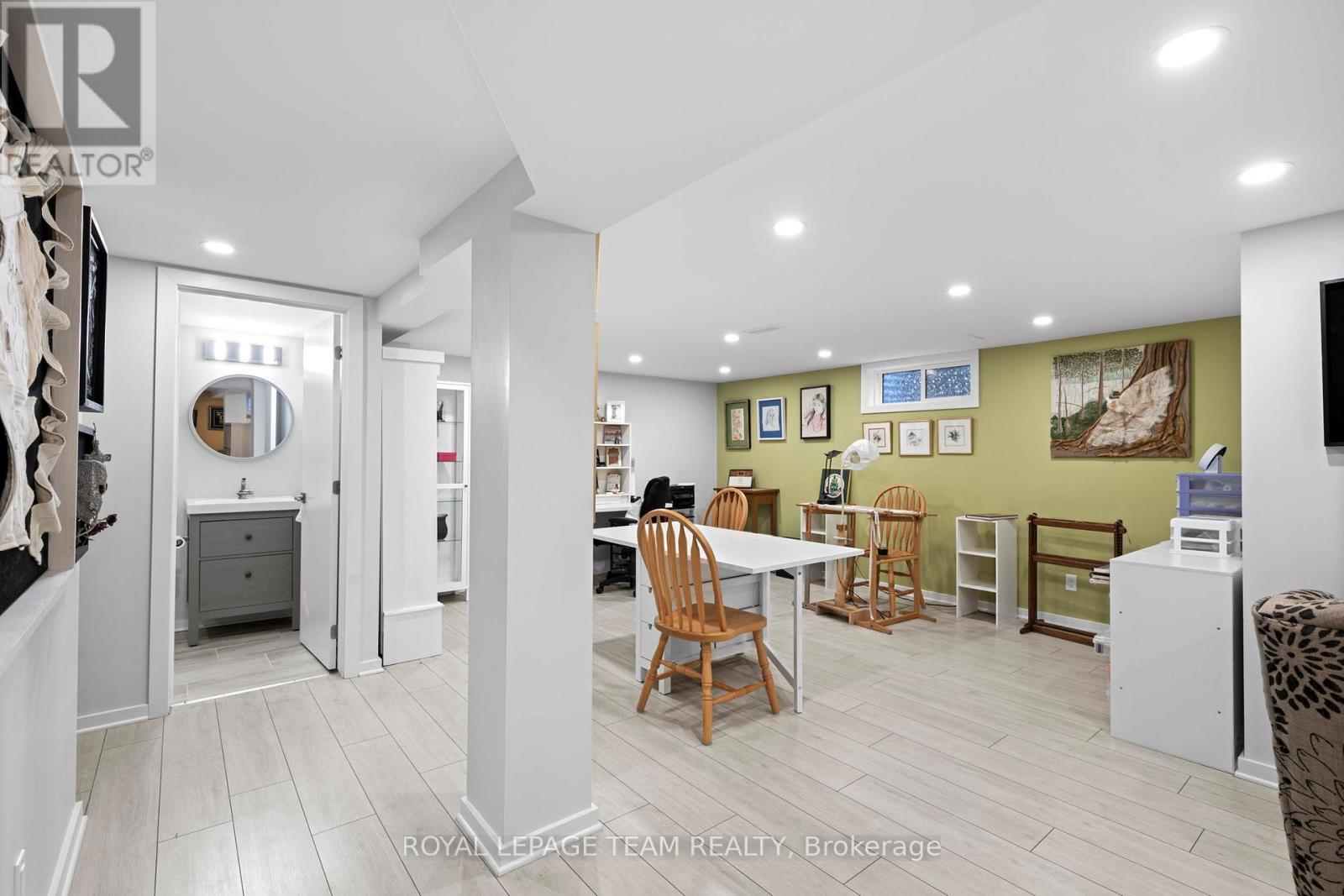 6 Kittansett Court, Ottawa, Ontario  K2S 1B9 - Photo 37 - X12928070