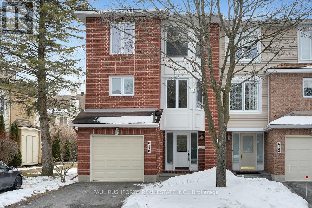 6138 Heritage Park Crescent, Ottawa, Ontario  K1C 7G5 - Photo 2 - X12928098