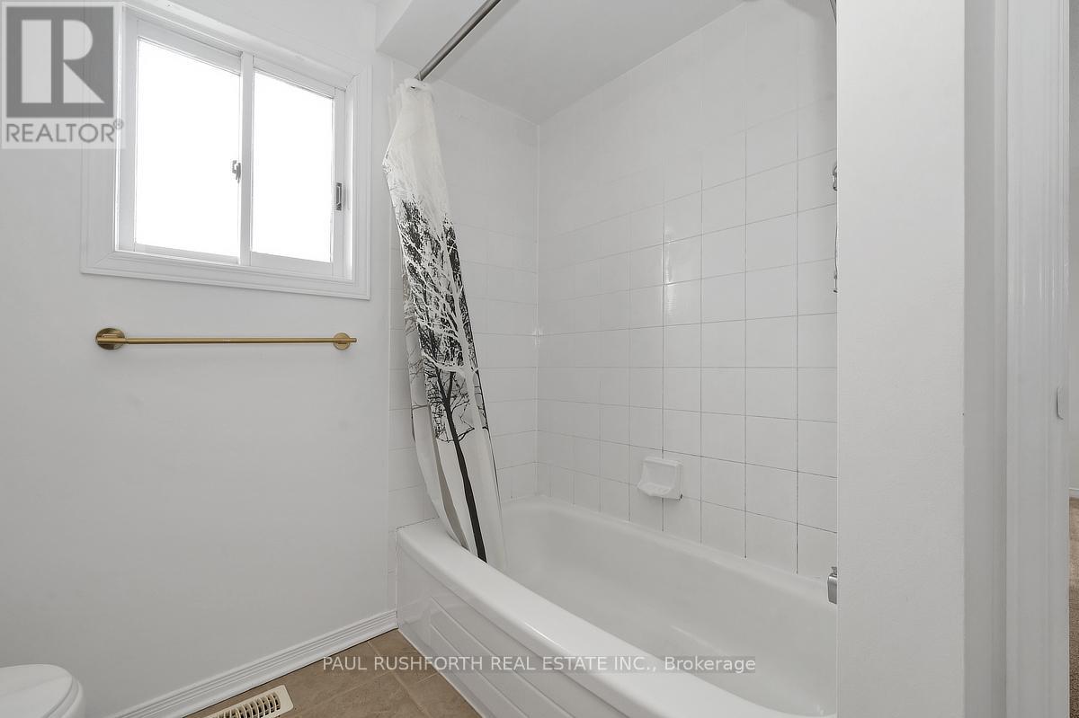 6138 Heritage Park Crescent, Ottawa, Ontario  K1C 7G5 - Photo 30 - X12928098