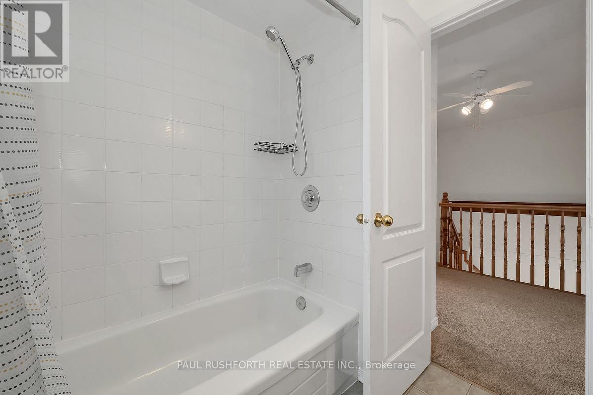 6138 Heritage Park Crescent, Ottawa, Ontario  K1C 7G5 - Photo 40 - X12928098