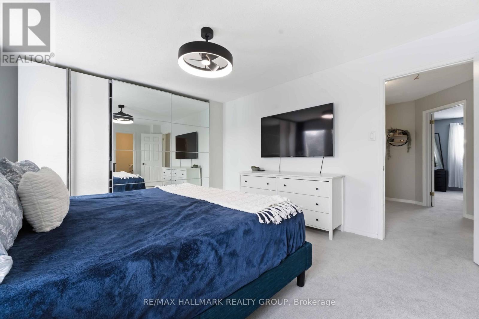 1091 Burgundy Lane, Ottawa, Ontario  K1C 2M9 - Photo 19 - X12928116