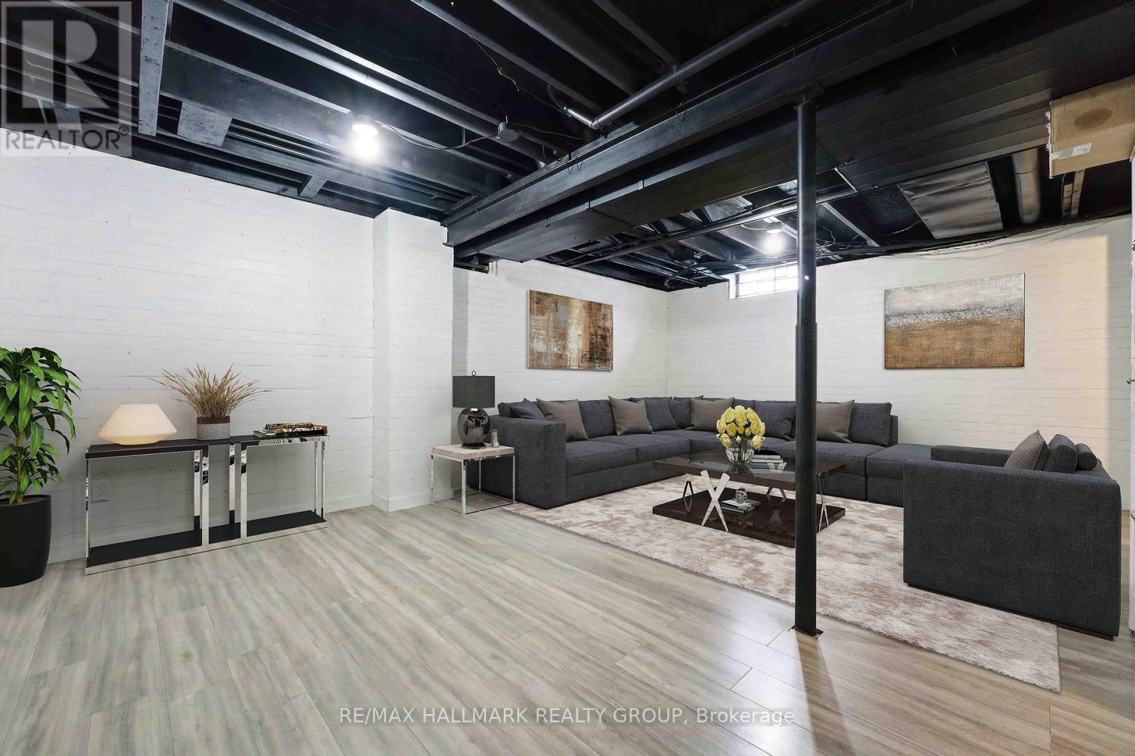 1091 Burgundy Lane, Ottawa, Ontario  K1C 2M9 - Photo 26 - X12928116