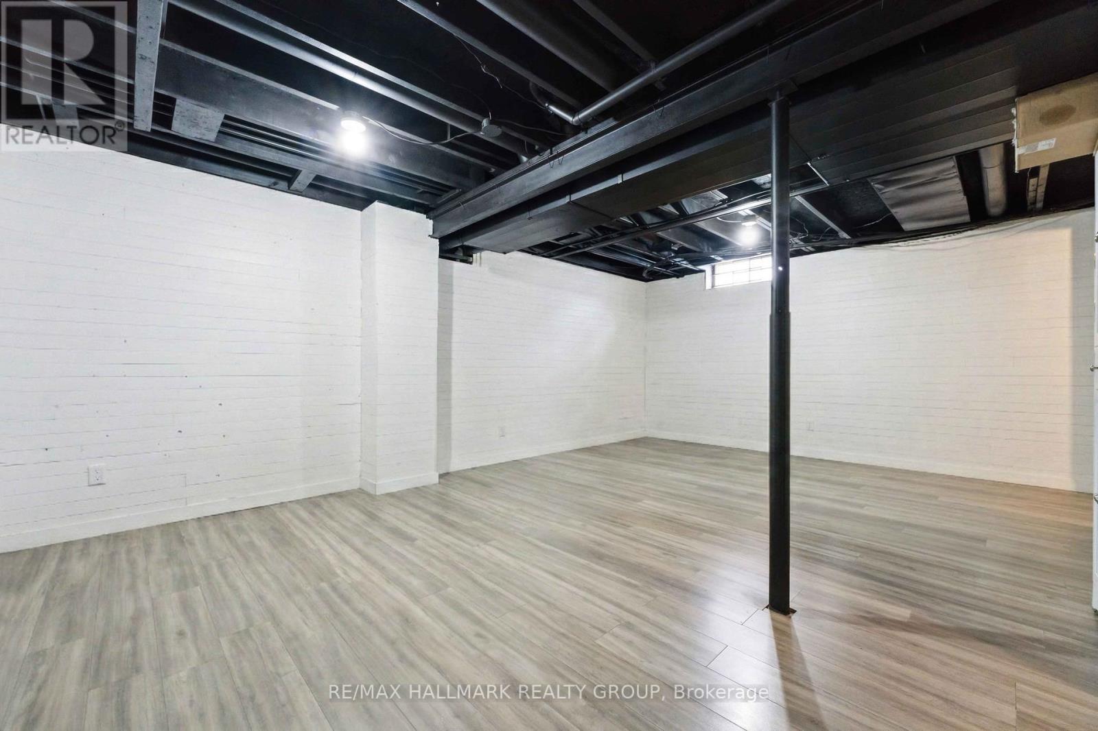 1091 Burgundy Lane, Ottawa, Ontario  K1C 2M9 - Photo 27 - X12928116