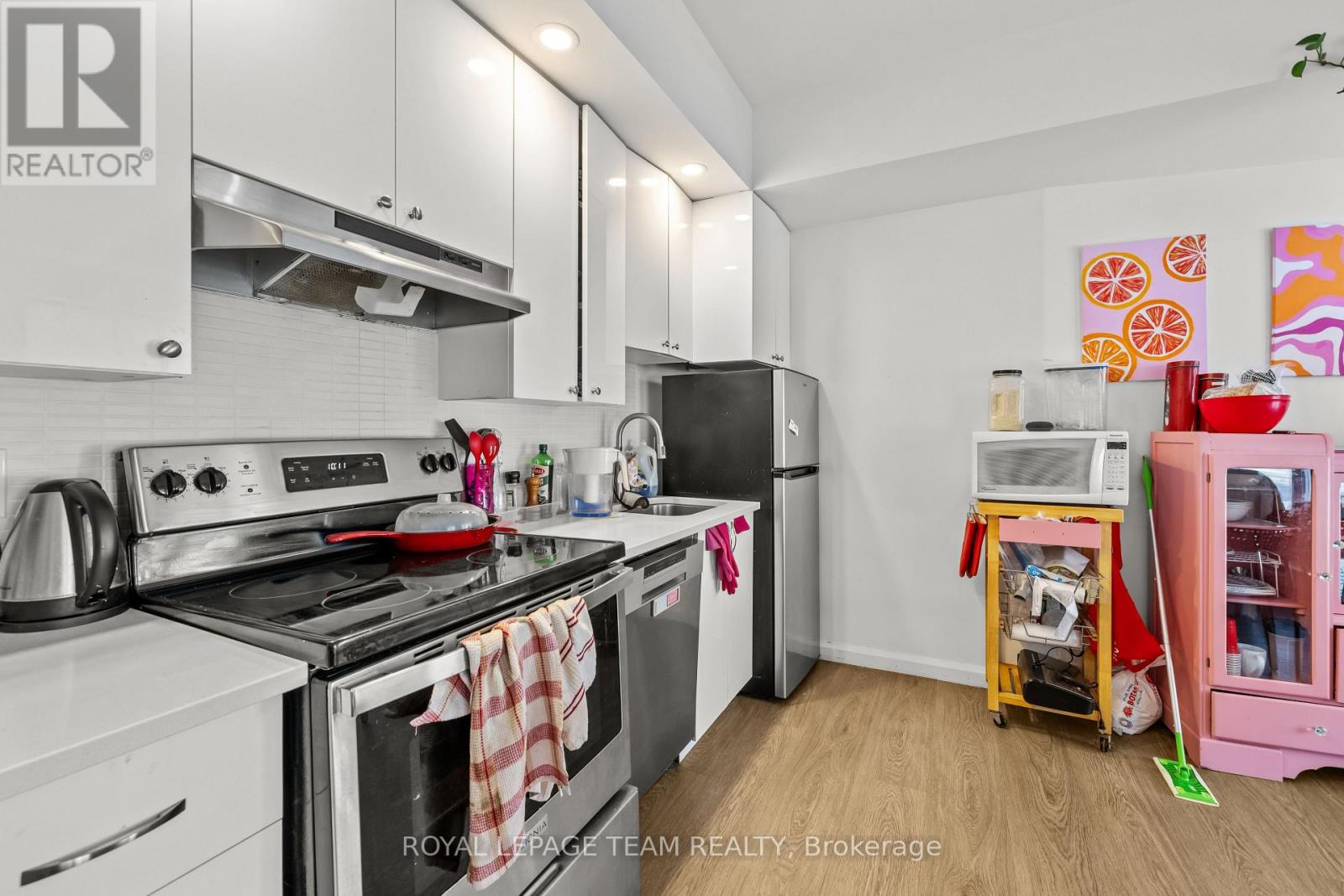 100 - 506 Gladstone Avenue, Ottawa, Ontario  K1R 5P1 - Photo 5 - X12928228