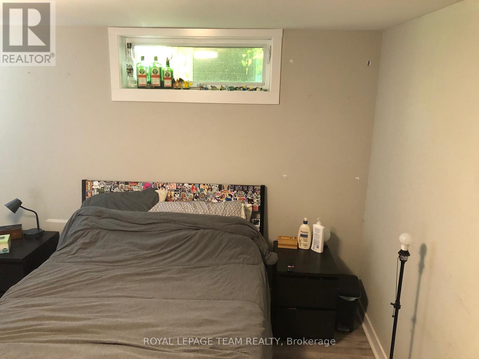 #b - 1180 Southwood Drive, Ottawa, Ontario  K2C 3C3 - Photo 13 - X12928232