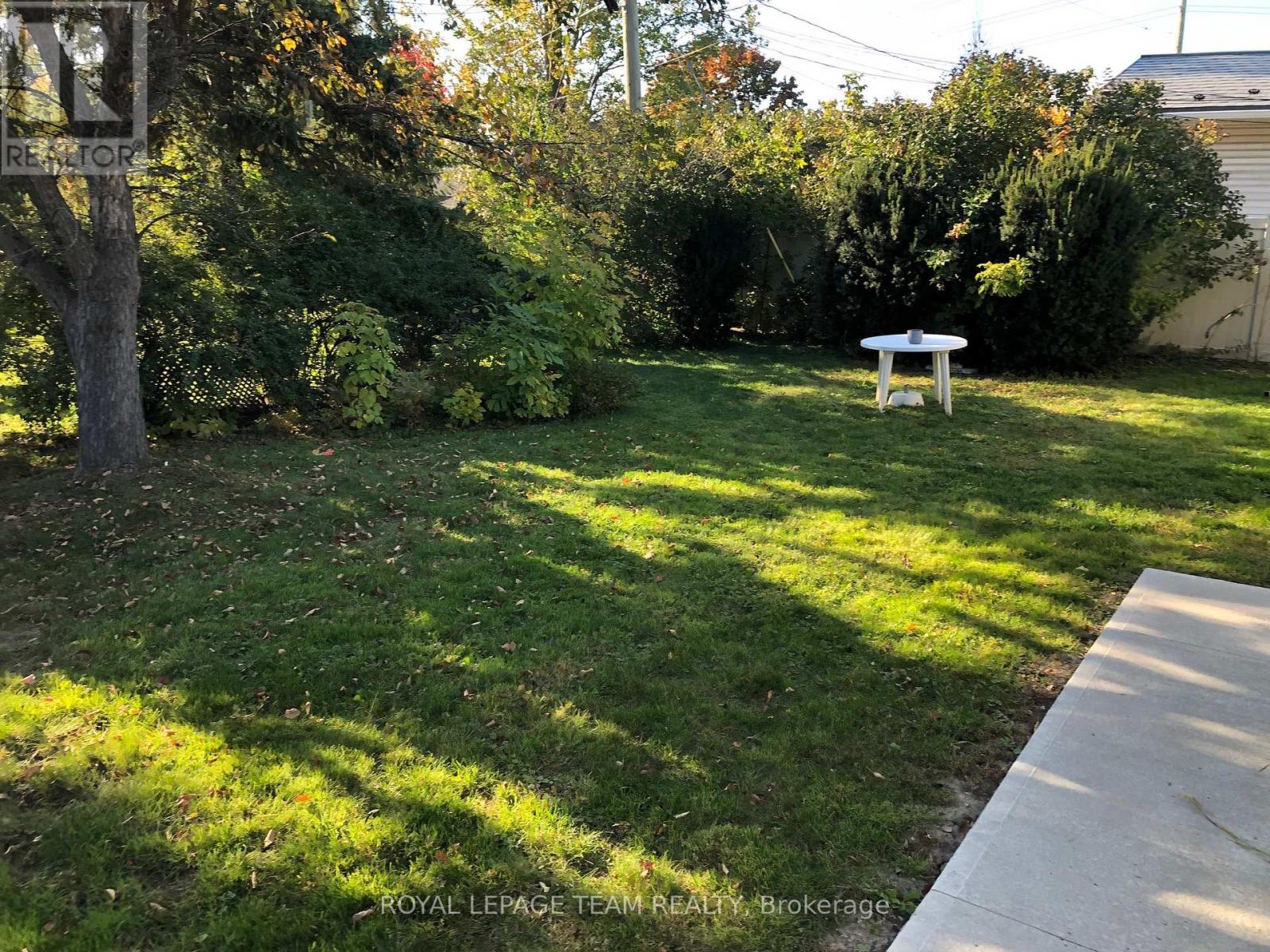 #b - 1180 Southwood Drive, Ottawa, Ontario  K2C 3C3 - Photo 20 - X12928232