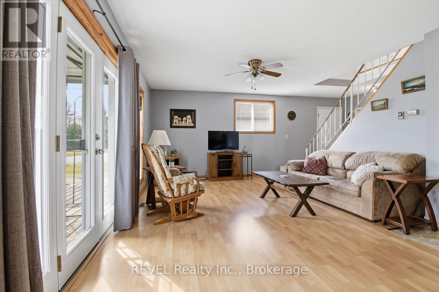 2757 North Shore Drive Drive E, Haldimand, Ontario  N0A 1K0 - Photo 2 - X12928096