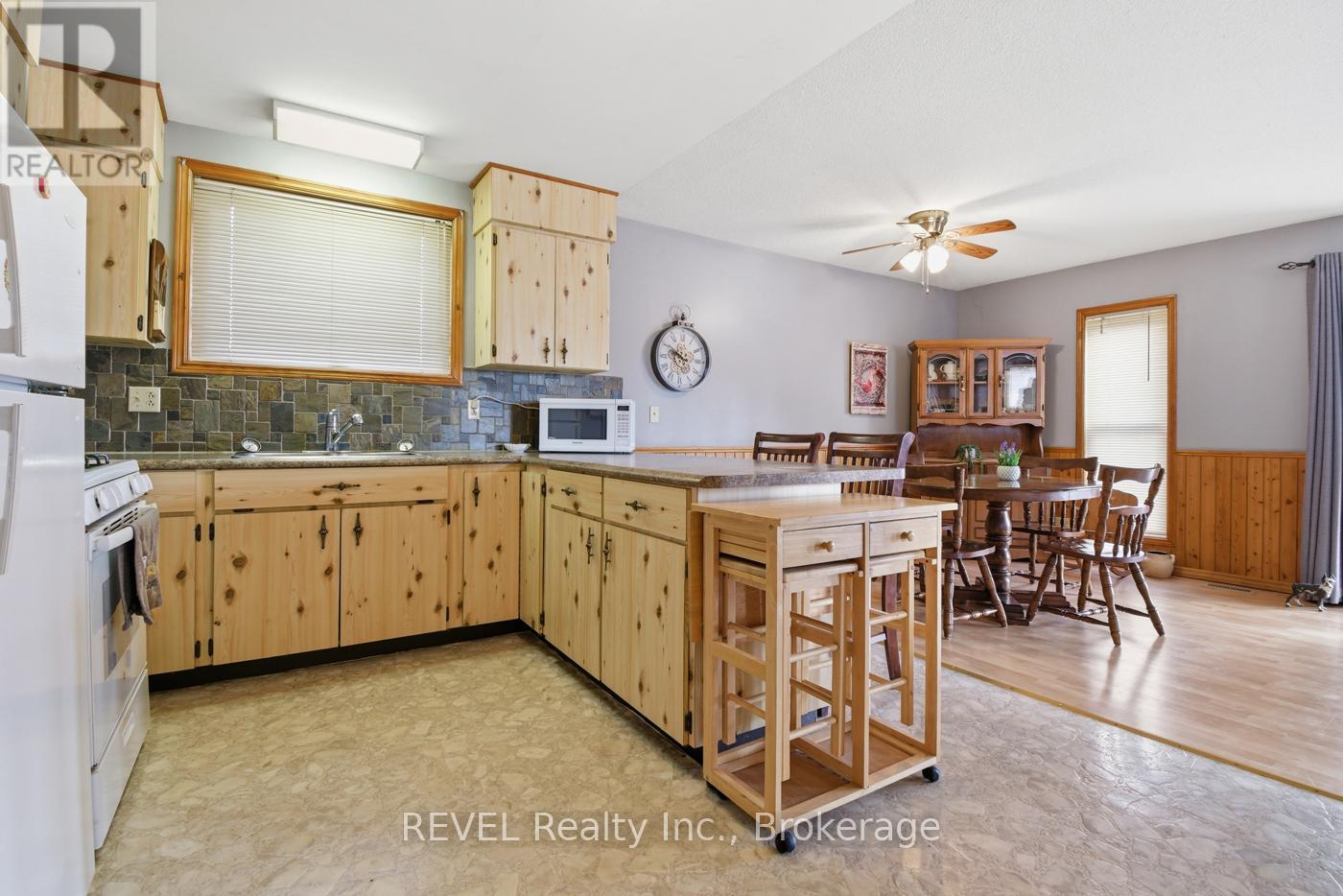 2757 North Shore Drive Drive E, Haldimand, Ontario  N0A 1K0 - Photo 9 - X12928096