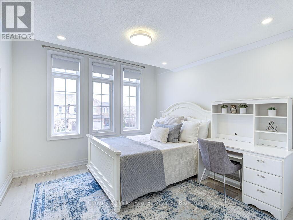 2094 Redstone Crescent, Oakville, Ontario  L6M 5B1 - Photo 26 - W12928182