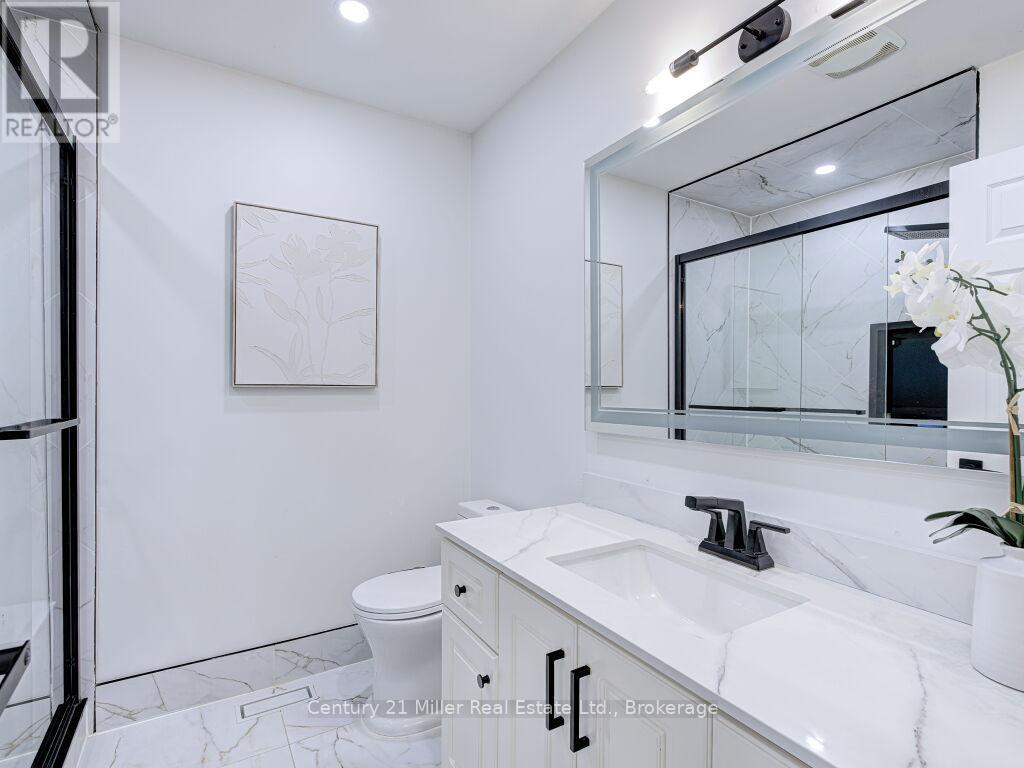 2094 Redstone Crescent, Oakville, Ontario  L6M 5B1 - Photo 28 - W12928182