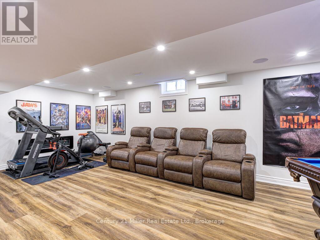 2094 Redstone Crescent, Oakville, Ontario  L6M 5B1 - Photo 34 - W12928182