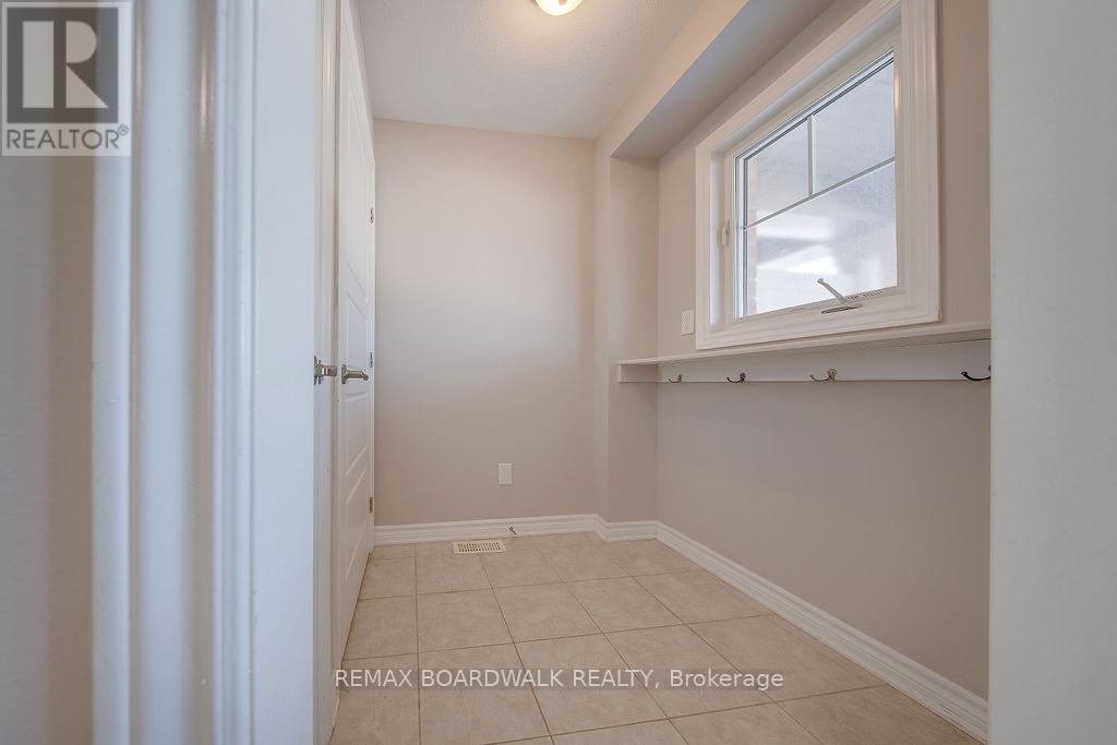132 Conifer Creek Circle, Ottawa, Ontario  K2M 0M2 - Photo 45 - X12883380