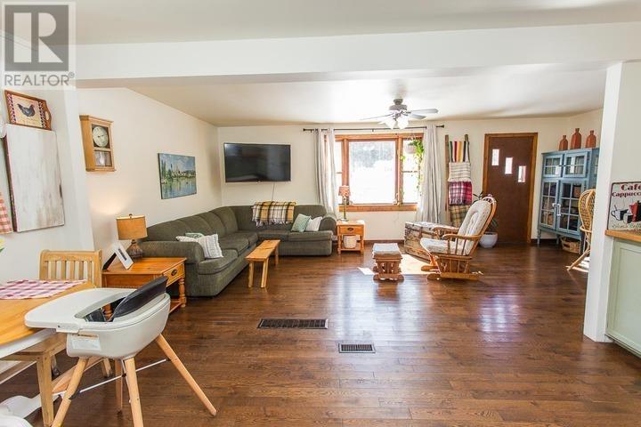 4212 Government Rd, Desbarats, Ontario  P0R 1E0 - Photo 5 - SM260538