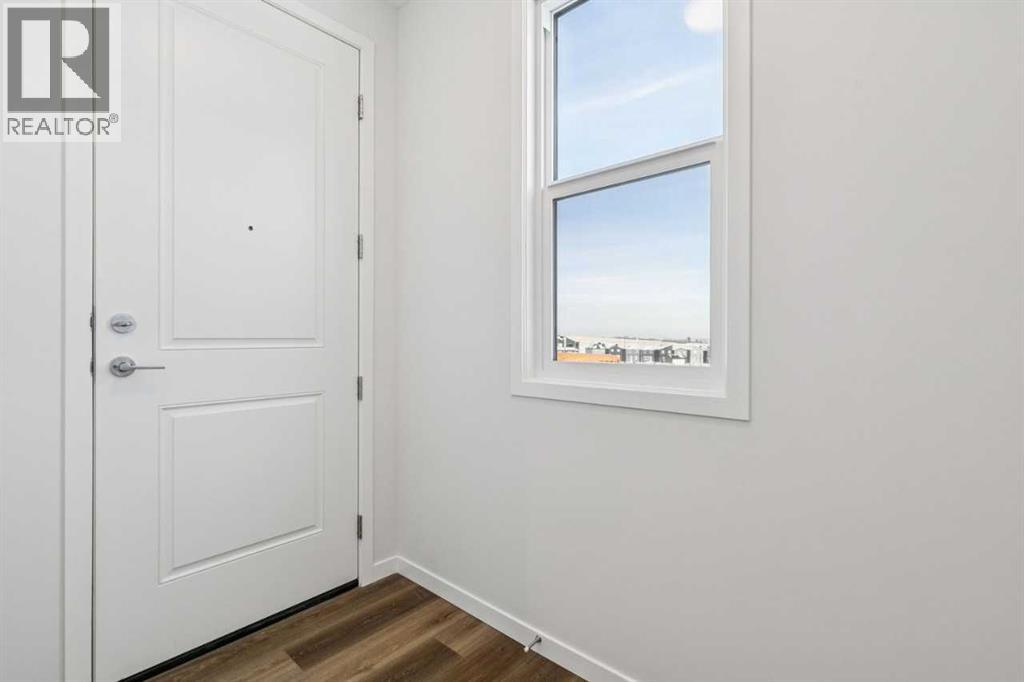 28 Calhoun Rise Ne, Calgary, Alberta  T3P 2P5 - Photo 3 - A2284046