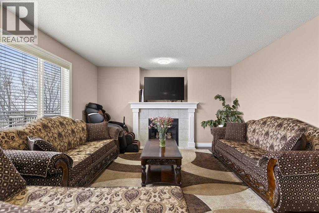 166 Evansmeade Circle N, Calgary, Alberta  T3P 1B7 - Photo 14 - A2294255