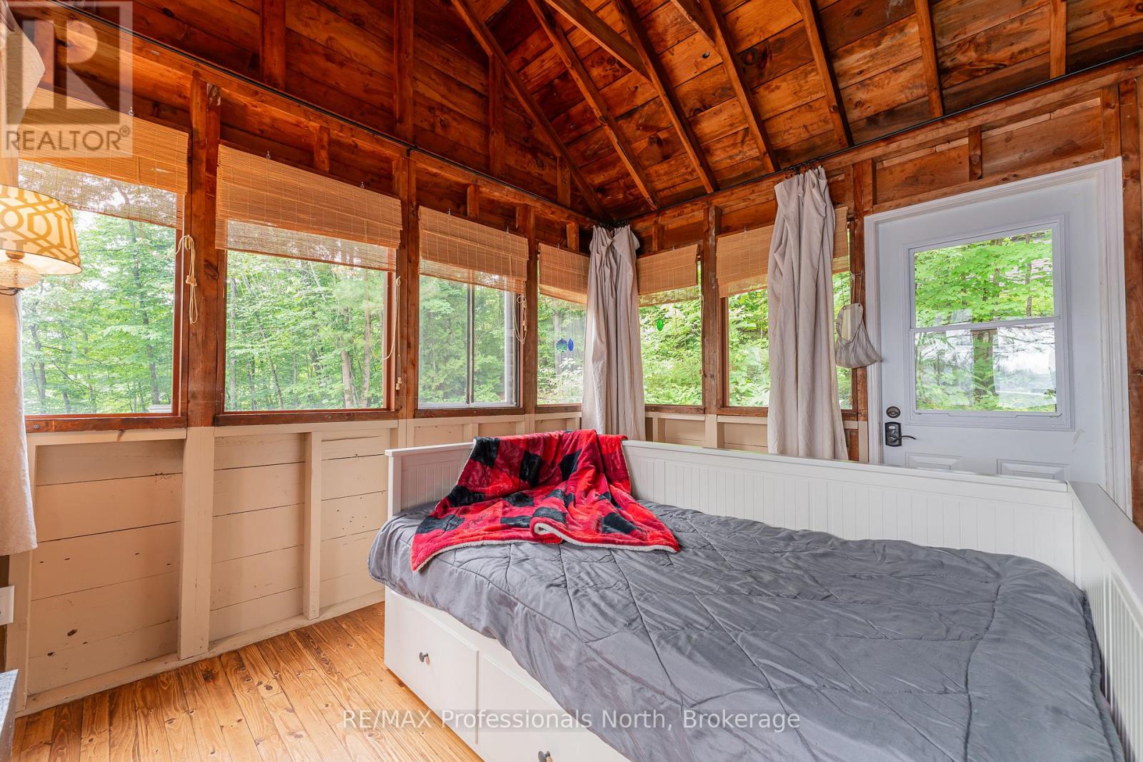 1030 Schaefer's Road, Minden Hills (Lutterworth), Ontario  K0M 2K0 - Photo 28 - X12928078