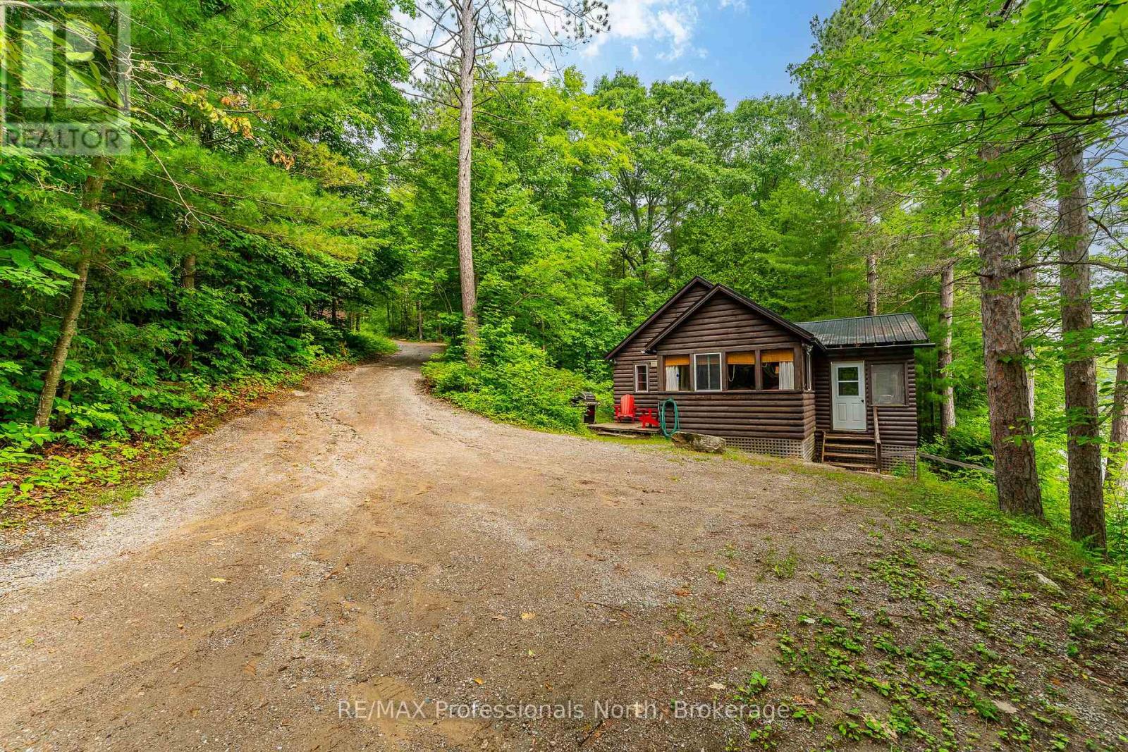 1030 Schaefer's Road, Minden Hills (Lutterworth), Ontario  K0M 2K0 - Photo 7 - X12928078