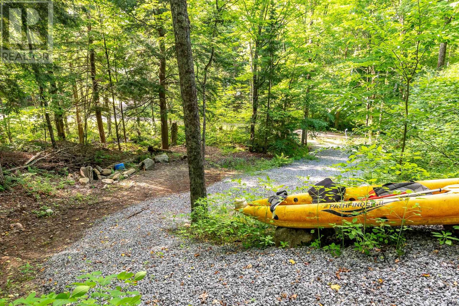 1106 Delia Road, Bracebridge, Ontario P0B 1L0 - Photo 13 - X12928198