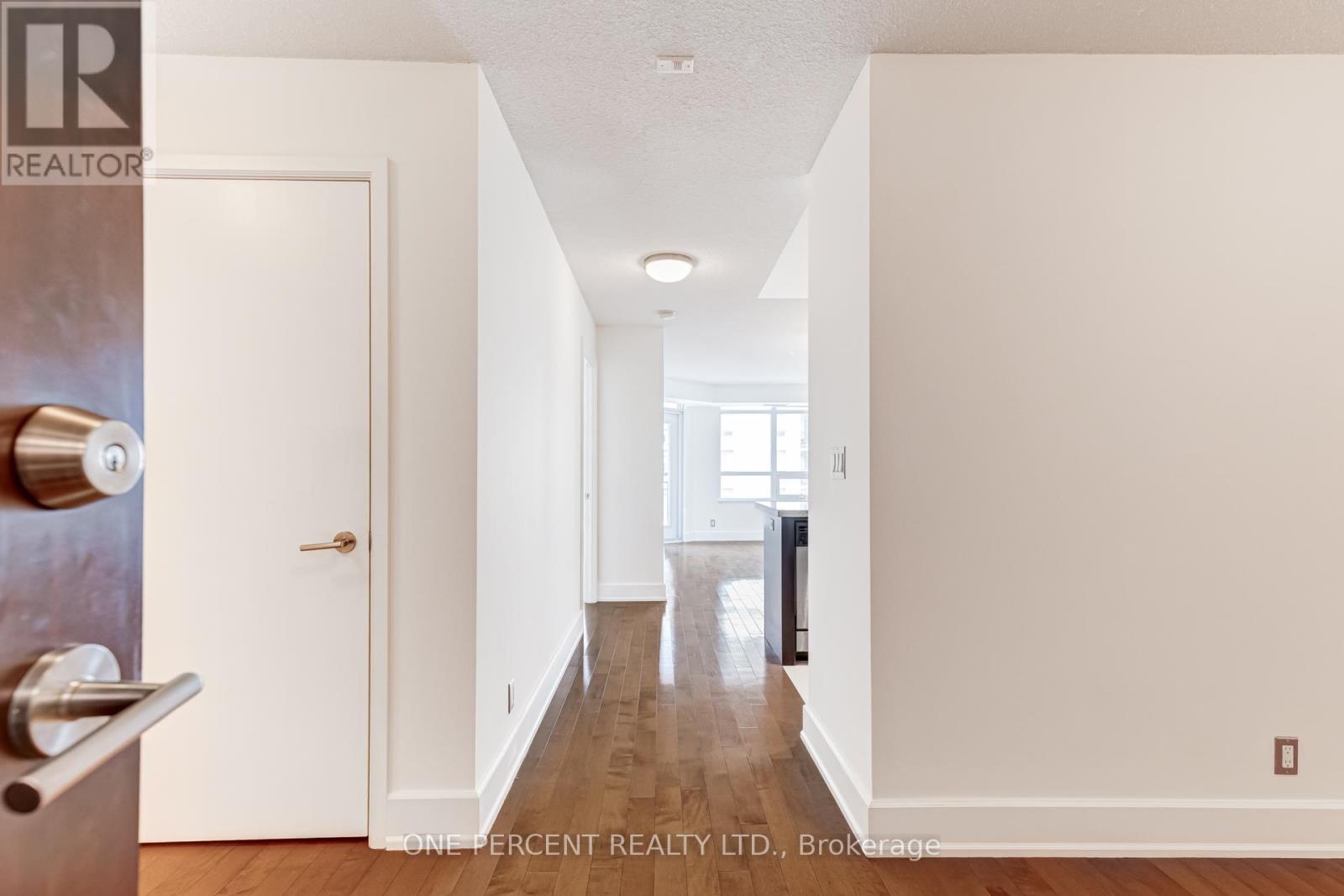 410 - 676 Sheppard Avenue E, Toronto, Ontario M2K 3E7 - Photo 11 - C12928088