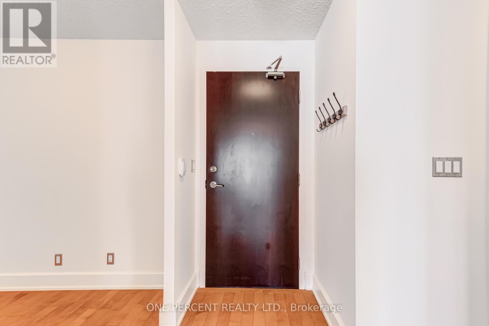 410 - 676 Sheppard Avenue E, Toronto, Ontario M2K 3E7 - Photo 12 - C12928088