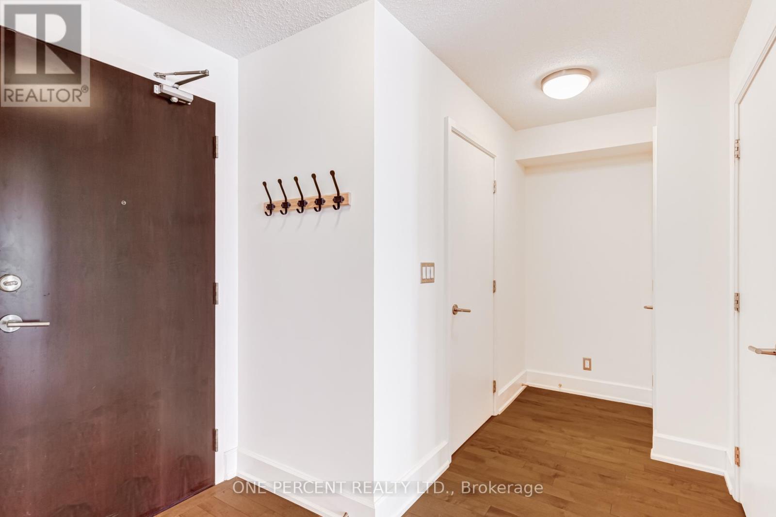 410 - 676 Sheppard Avenue E, Toronto, Ontario M2K 3E7 - Photo 13 - C12928088