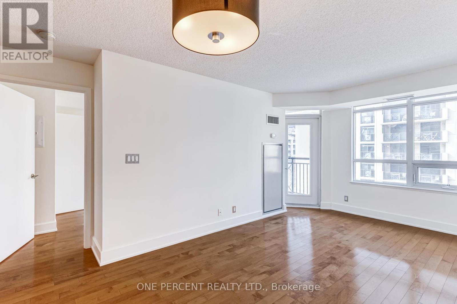 410 - 676 Sheppard Avenue E, Toronto, Ontario M2K 3E7 - Photo 29 - C12928088