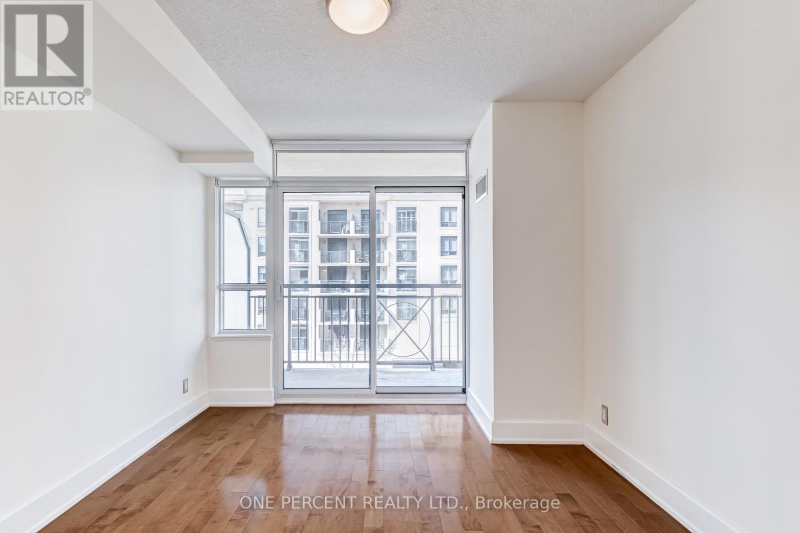 410 - 676 Sheppard Avenue E, Toronto, Ontario M2K 3E7 - Photo 33 - C12928088