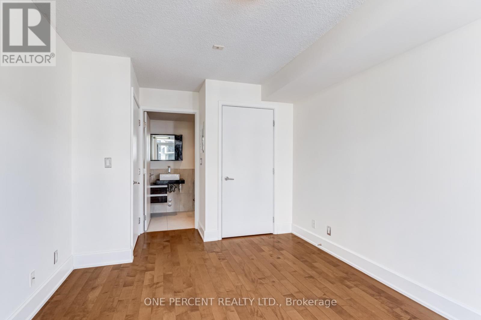 410 - 676 Sheppard Avenue E, Toronto, Ontario M2K 3E7 - Photo 35 - C12928088