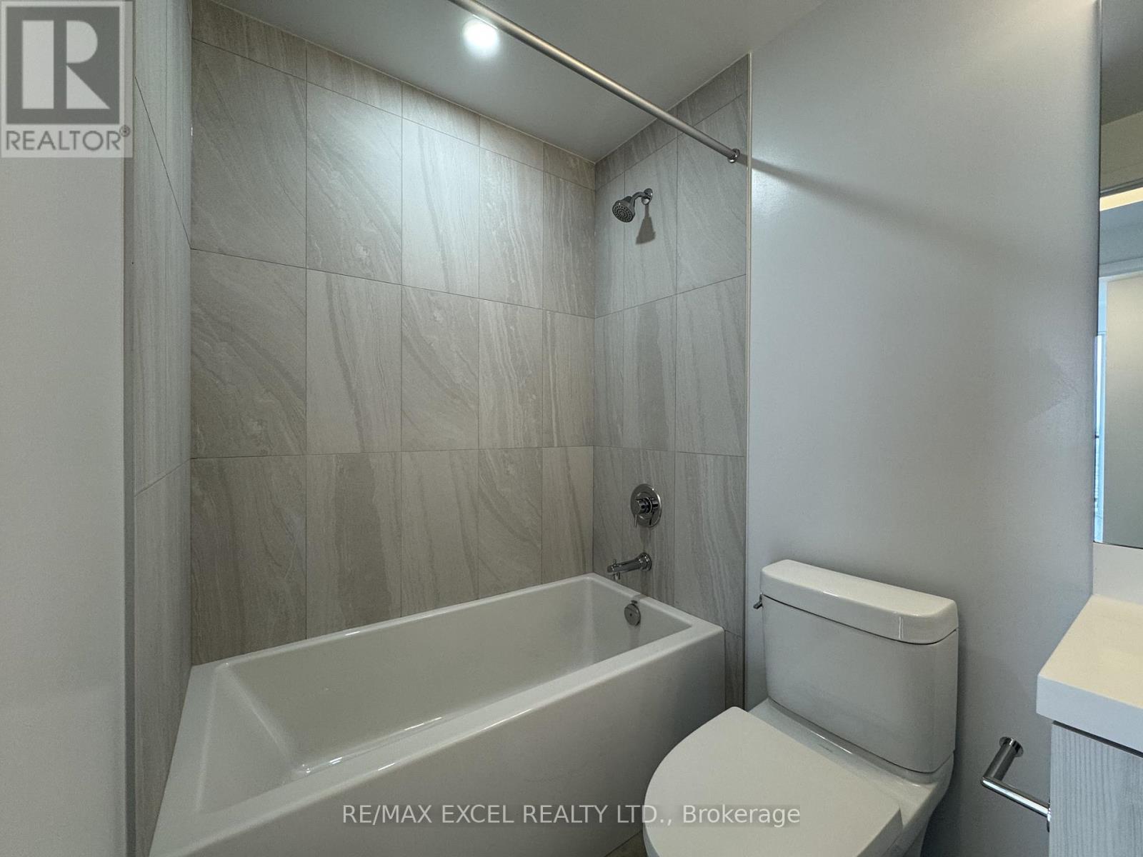 2405 - 5858 Yonge Street, Toronto, Ontario  M2M 0C6 - Photo 10 - C12928108