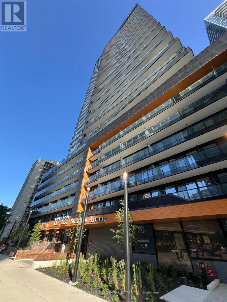 119 Broadway Avenue, Toronto, Ontario  M4P 0E7 - Photo 2 - C12928166