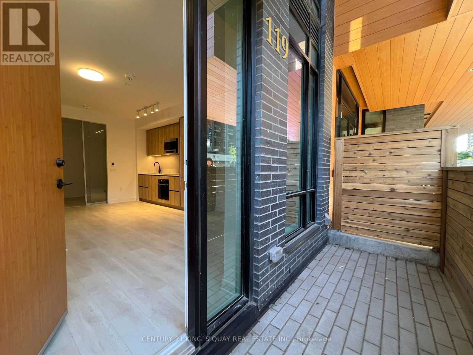 119 Broadway Avenue, Toronto, Ontario  M4P 0E7 - Photo 4 - C12928166