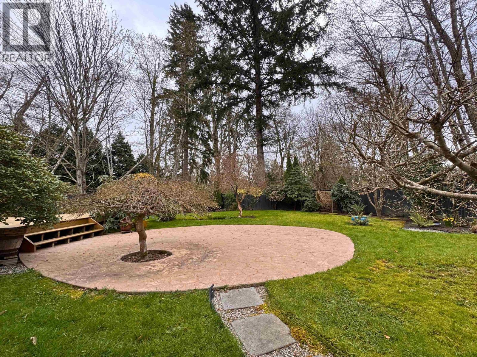 1567 Ocean View Place, Gibsons, British Columbia  V0N 1V5 - Photo 4 - R3104229