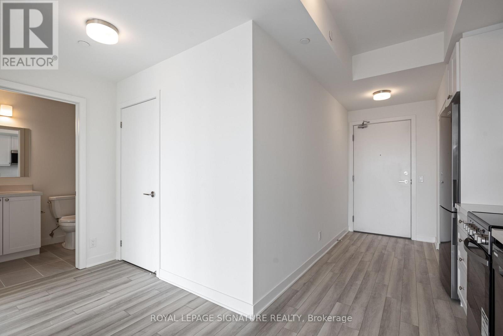 703 - 51 Clarington Boulevard, Clarington, Ontario  L1C 0A1 - Photo 2 - E12928068