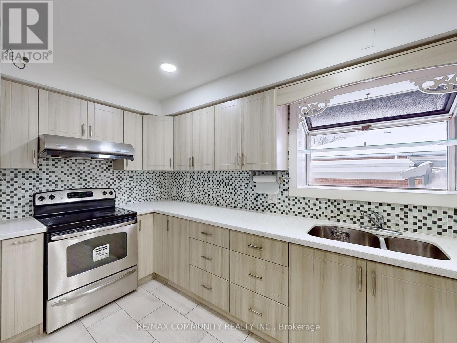 Main - 96 Scarden Avenue, Toronto, Ontario  M1T 1W5 - Photo 7 - E12928226