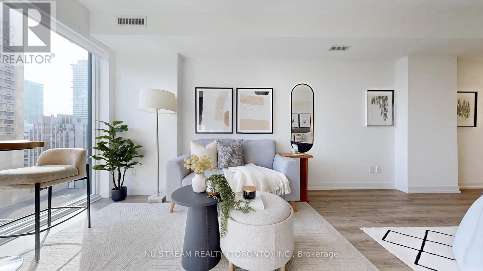 2011 - 771 Yonge Street, Toronto, Ontario  M4W 0B8 - Photo 21 - C12900222