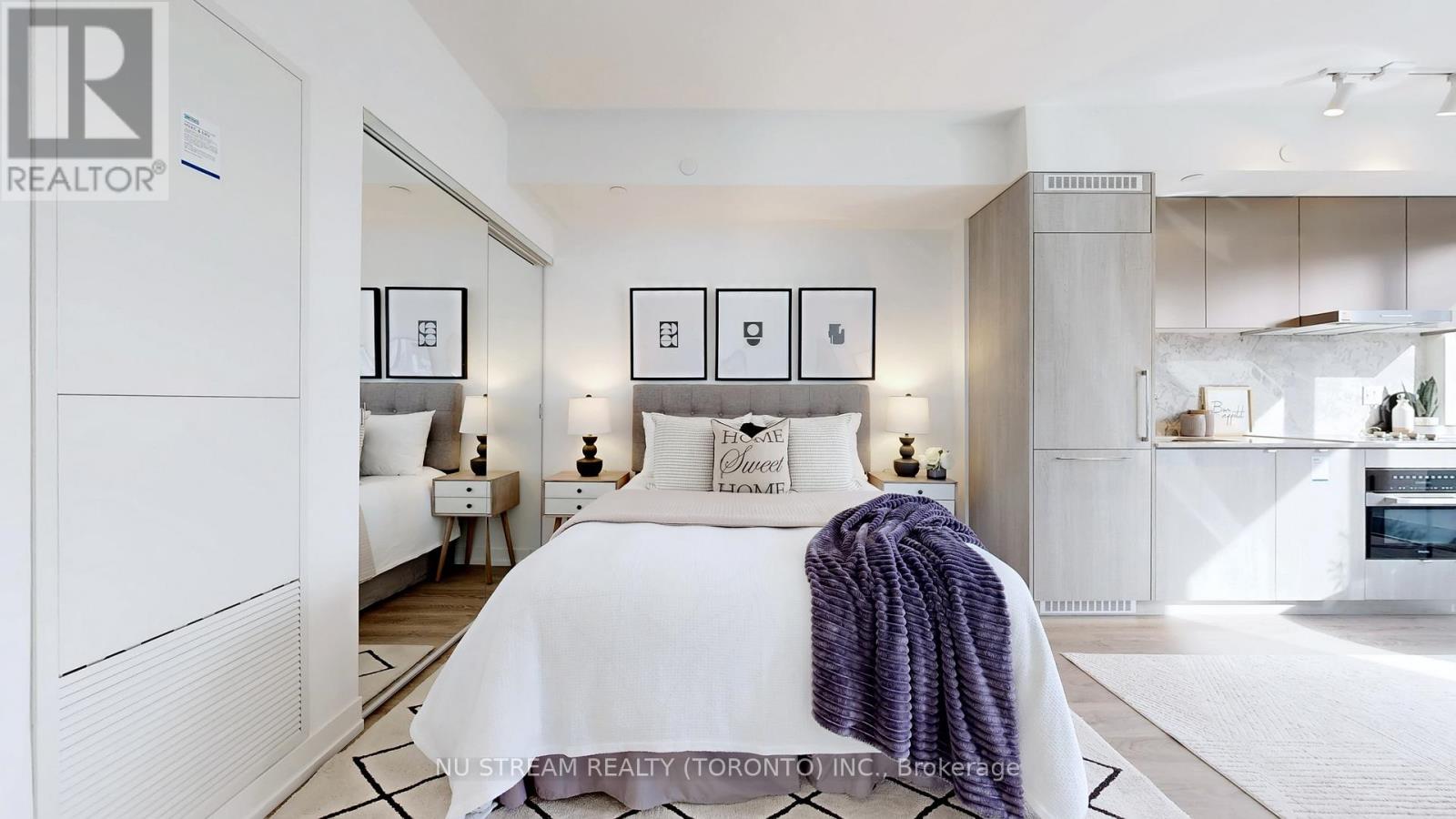 2011 - 771 Yonge Street, Toronto, Ontario  M4W 0B8 - Photo 30 - C12900222