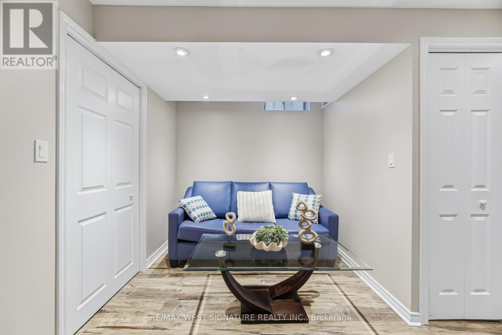 119 Castle Park Boulevard, Vaughan, Ontario  L4H 1X7 - Photo 28 - N12927900