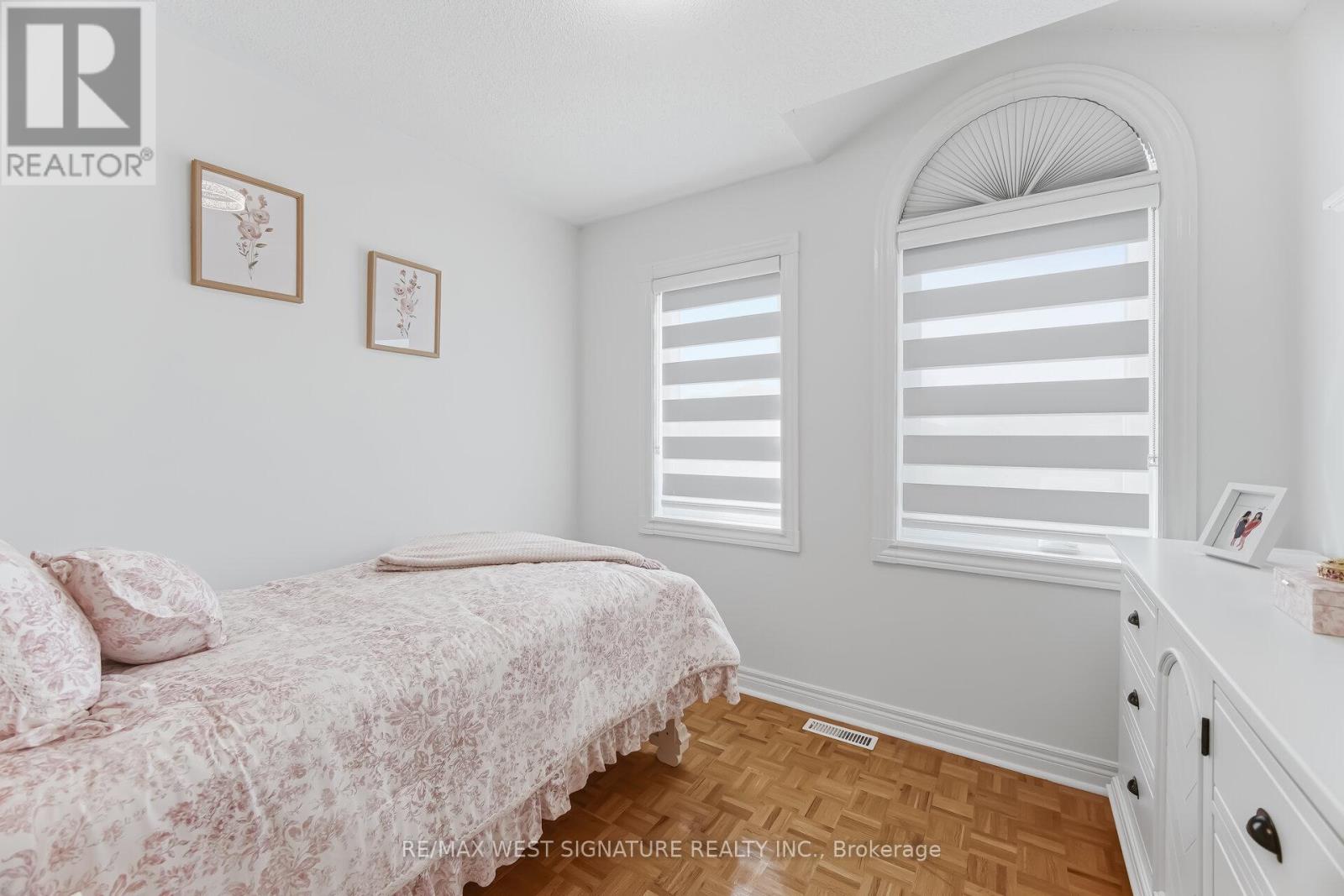 119 Castle Park Boulevard, Vaughan, Ontario  L4H 1X7 - Photo 21 - N12927900