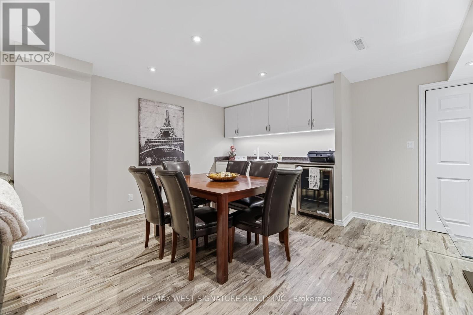 119 Castle Park Boulevard, Vaughan, Ontario  L4H 1X7 - Photo 25 - N12927900