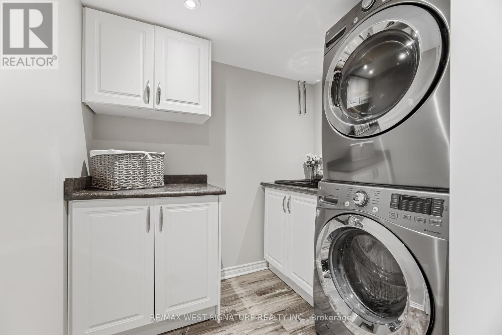 119 Castle Park Boulevard, Vaughan, Ontario  L4H 1X7 - Photo 30 - N12927900