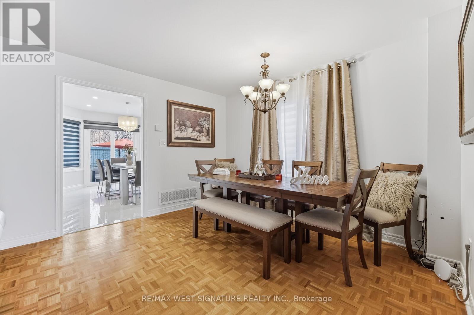 119 Castle Park Boulevard, Vaughan, Ontario  L4H 1X7 - Photo 8 - N12927900