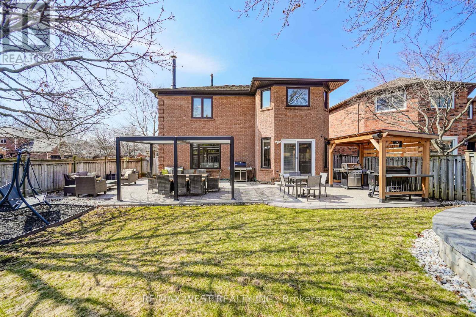 1155 Giles Gate, Oakville, Ontario  L6M 2S3 - Photo 19 - W12924348