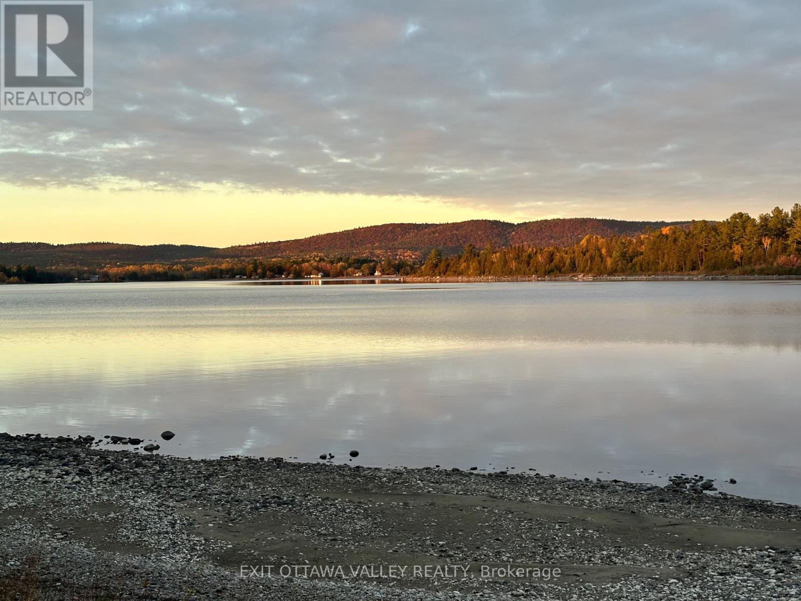 164 Coulonge Lake Trail, Whitewater Region, Ontario  K0J 2L0 - Photo 47 - X12903996