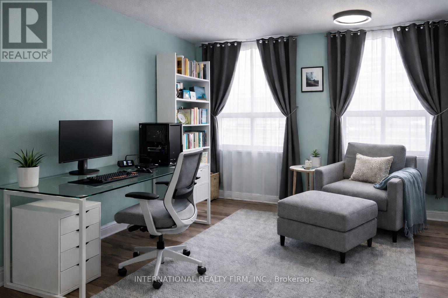 2201 - 3650 Kaneff Crescent, Mississauga, Ontario  L5A 4A1 - Photo 10 - W12925912