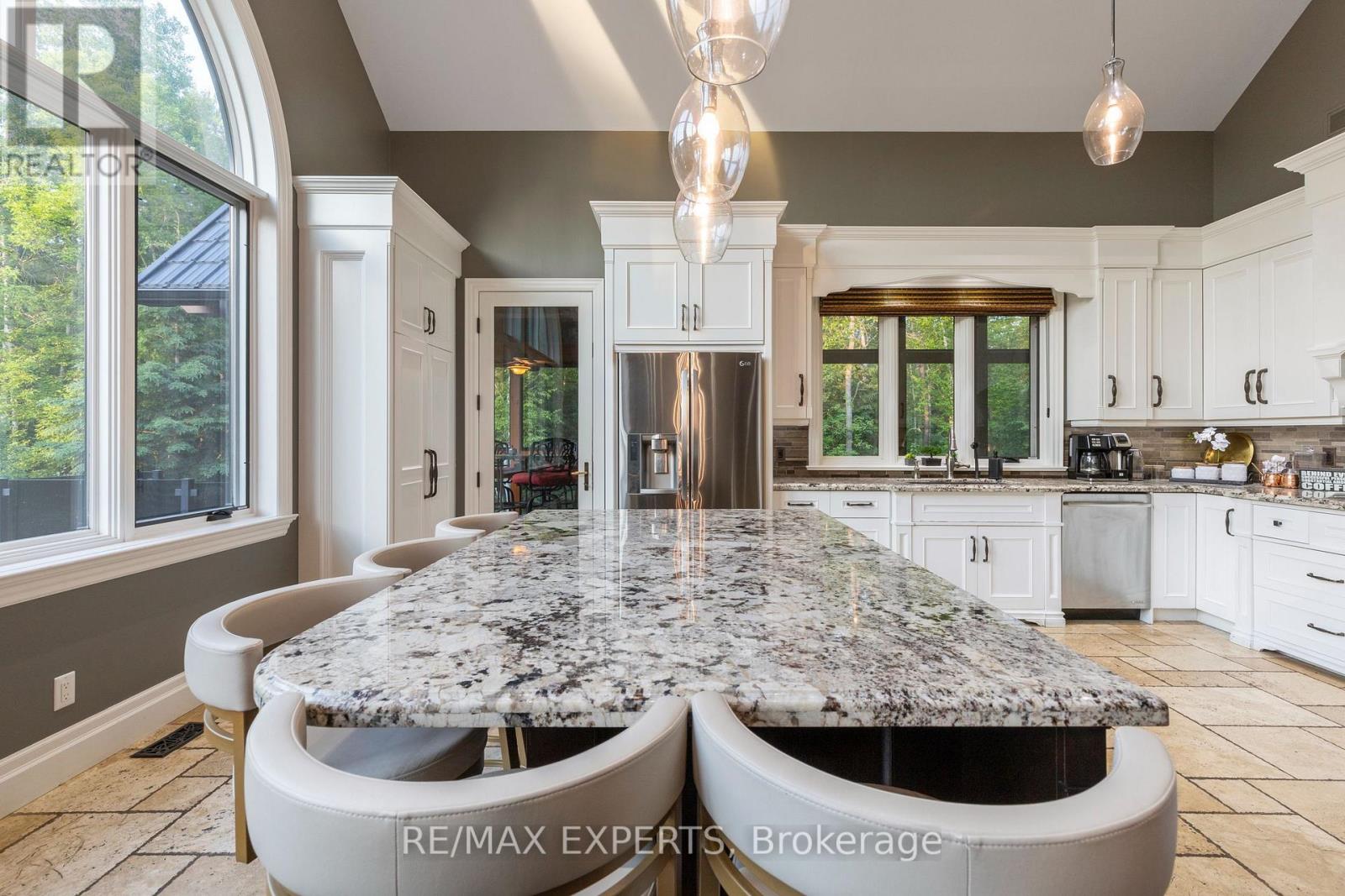 5409 25th Side Road E, Essa, Ontario  L0M 1T0 - Photo 12 - N12928128