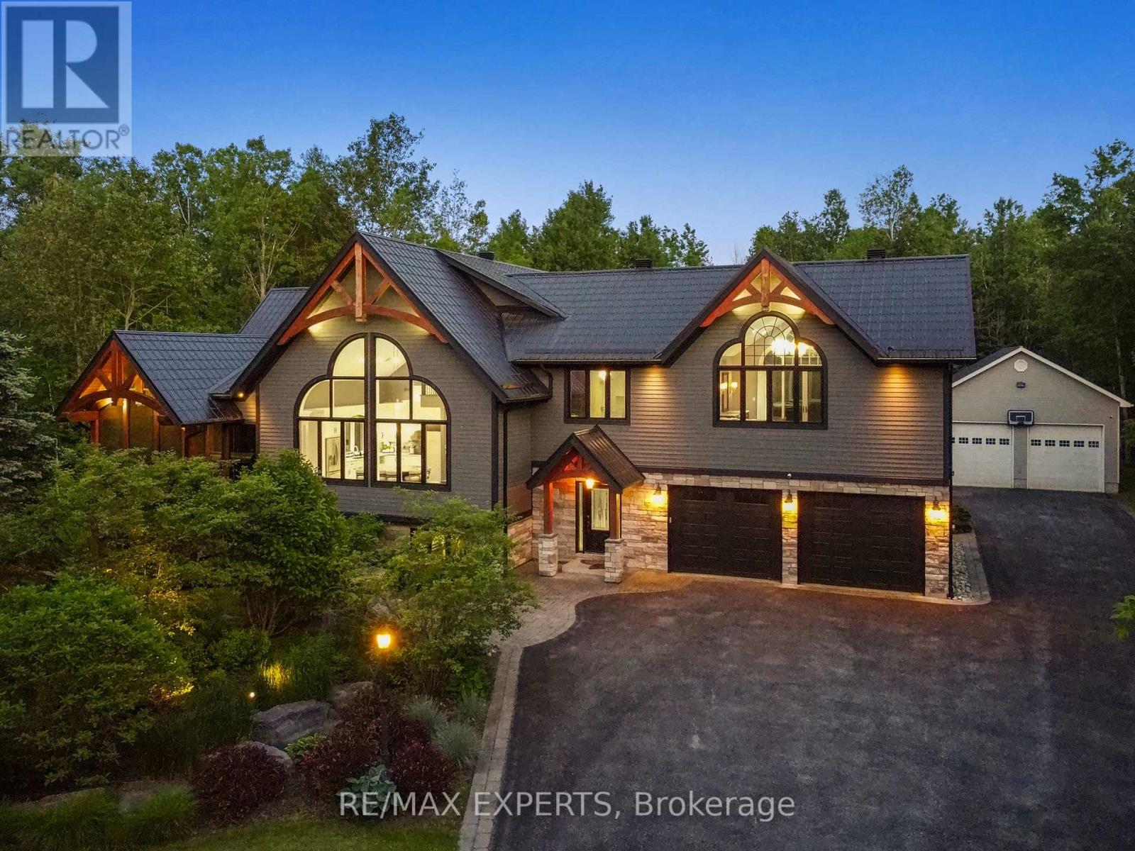 5409 25th Side Road E, Essa, Ontario  L0M 1T0 - Photo 3 - N12928128