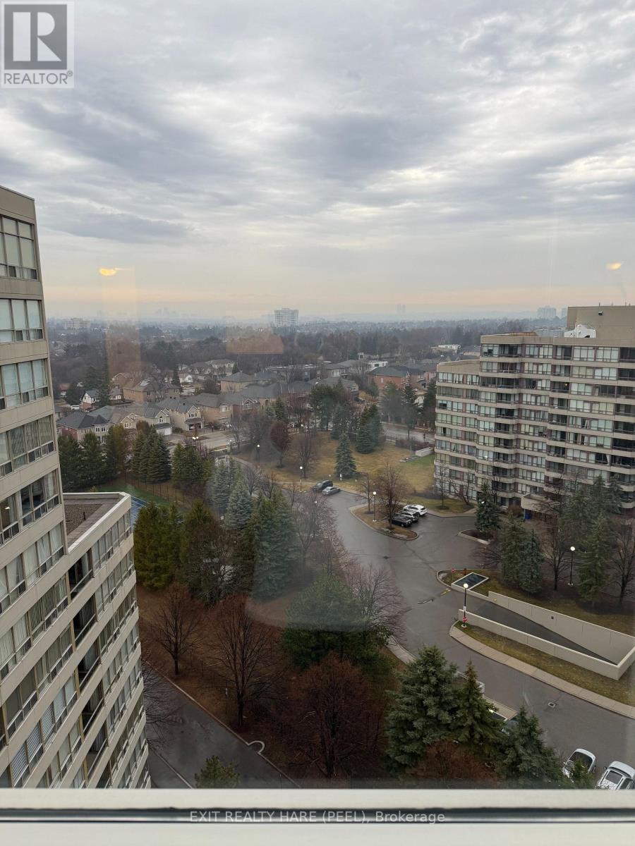 1502 - 11 Townsgate Drive, Vaughan, Ontario L4J 8G4 - Photo 11 - N12928164