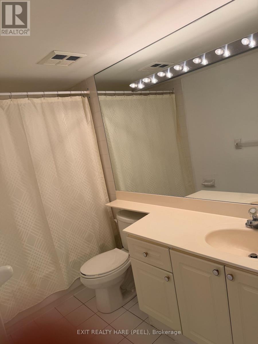 1502 - 11 Townsgate Drive, Vaughan, Ontario L4J 8G4 - Photo 9 - N12928164